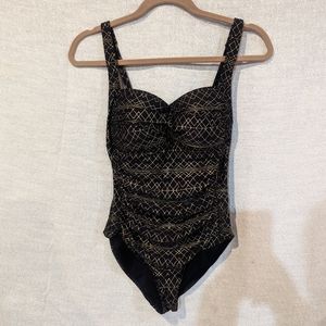 Niptuck swim black gold gem, size 6 (I)